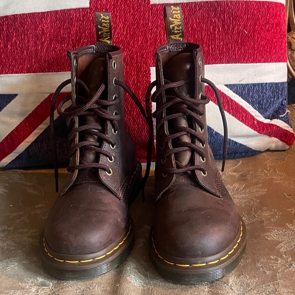 Dr. Martens Dark Brown 1460 Crazy Horse Leather Boots | Barely Worn - Picture 2 of 15